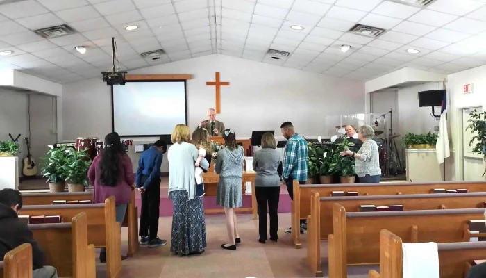 Living Waters Church Of God -  Church - Newark
