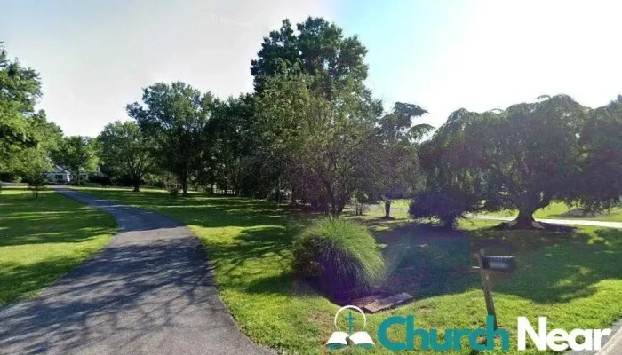 Travilah Baptist Church - North Potomac